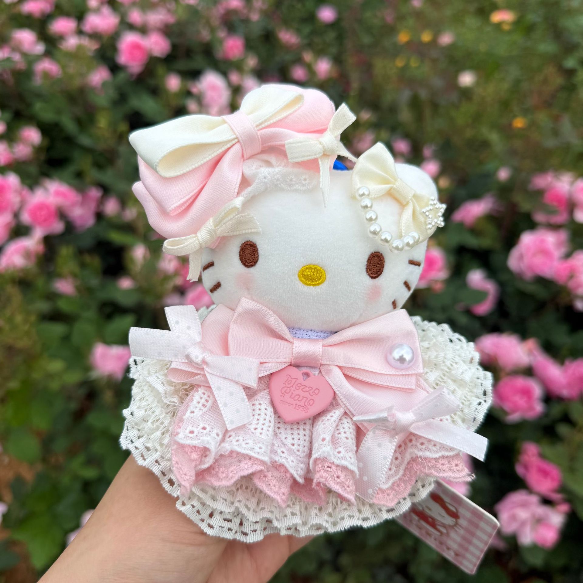 Sanrio Hello Kitty Pink Lolita - Car Accessories In Japan 评论和价格